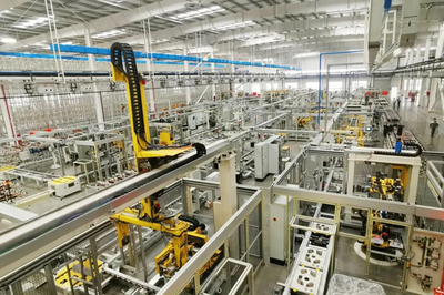 嚴鑒鉑深入法士特生產一線調研指導工作