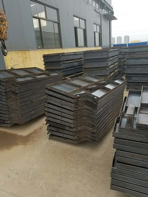 以品質與服務贏得市場——論高鐵防撞墻模具與防撞護欄模具在建設發展中的關鍵作用